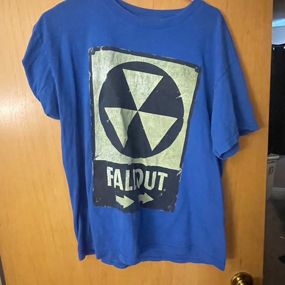 Mens fallout tshirt